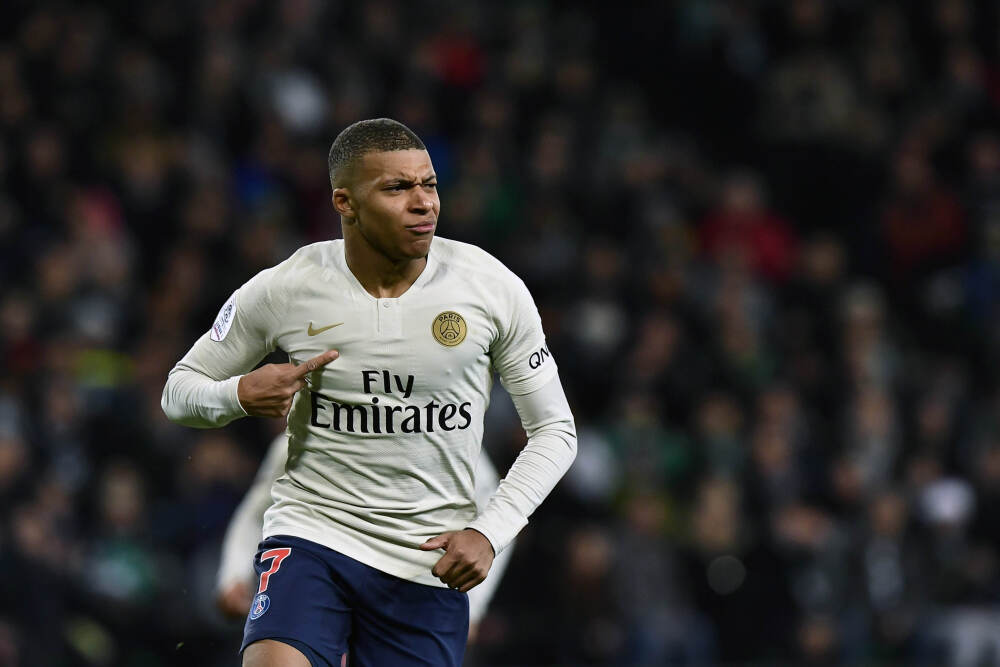 13岁李佳婷, 获表彰!